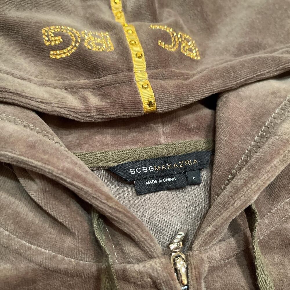 Y2K BCBG Rhinestone Brown Velour Full Zip Roxy Hoodie! - Picture 4 of 4